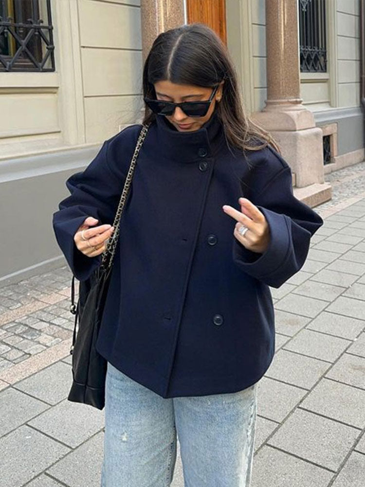 Damen-Mantel mit doppelreihem aufbau | klassischer stil