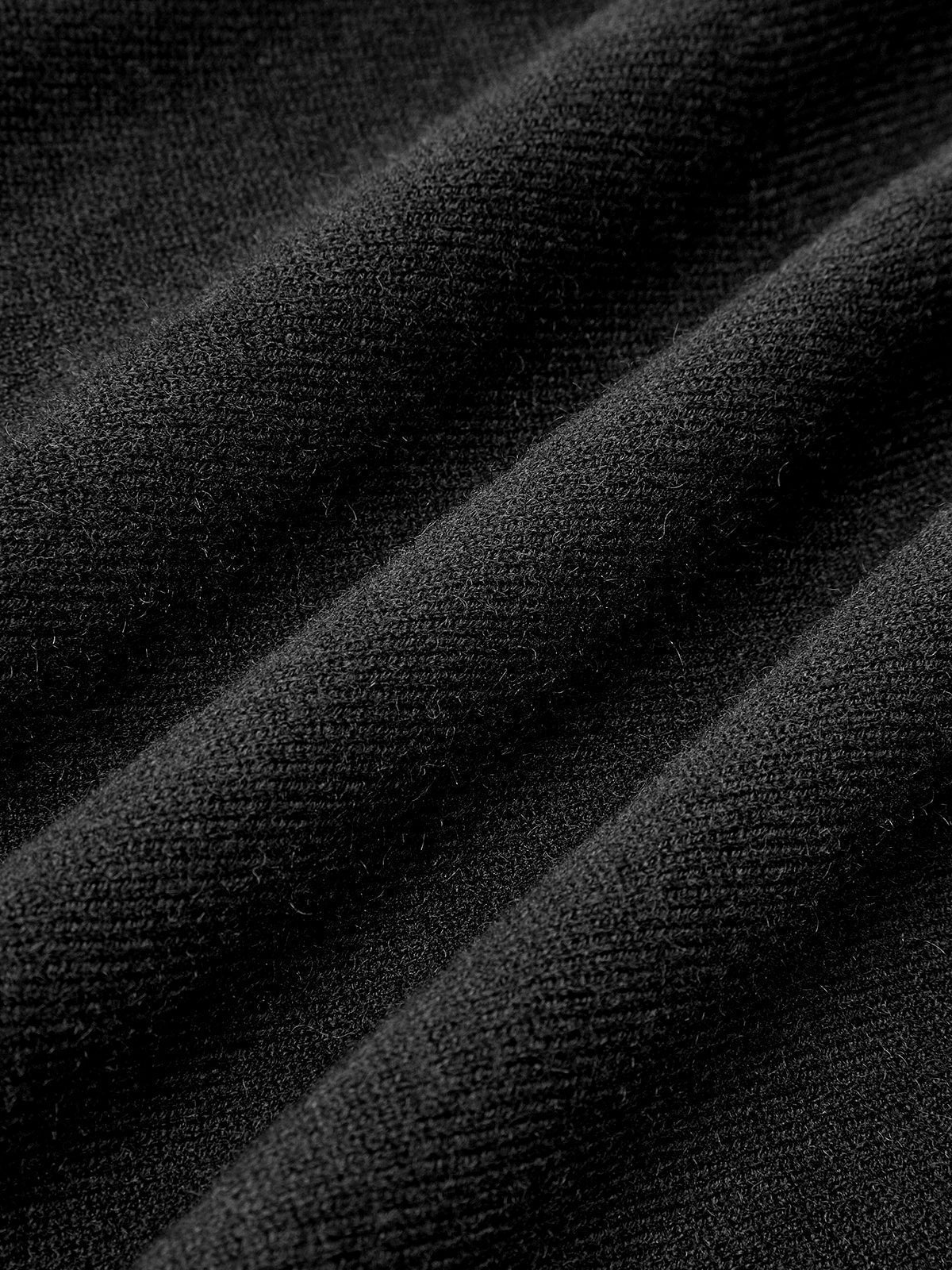 Damen Minikleid | Taillennahe Schnittführung lange Ärmel kurze Form