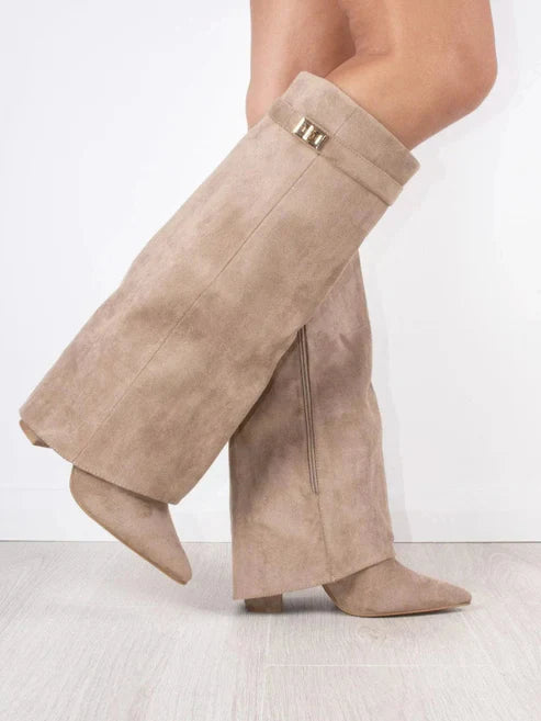 Damen-Stiefel mit Umschlagdetail | hohe Schaftausführung